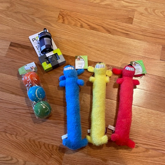 Plush Loofa dog toys, 3 pack tough tennis balls, PL 360 canvas bag & 3 rolls - Picture 1 of 6